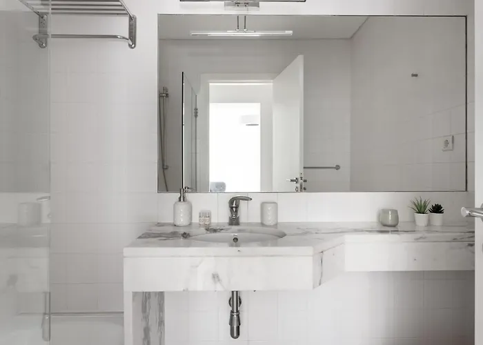Prata Street-your In Лиссабон
